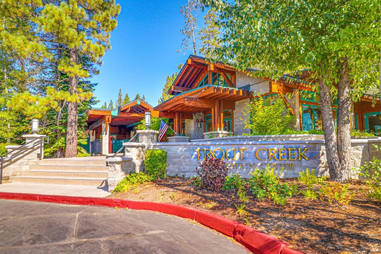Little Pinecone Retreat Villa Тръки Екстериор снимка